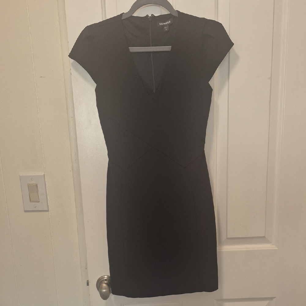 Elegant Black Cap Sleeve Dress Express XS